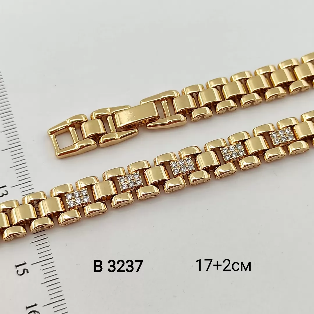 B 3237